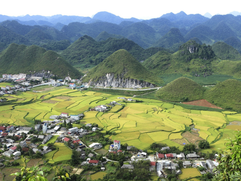 Northeast Vietnam Tour 8 Days