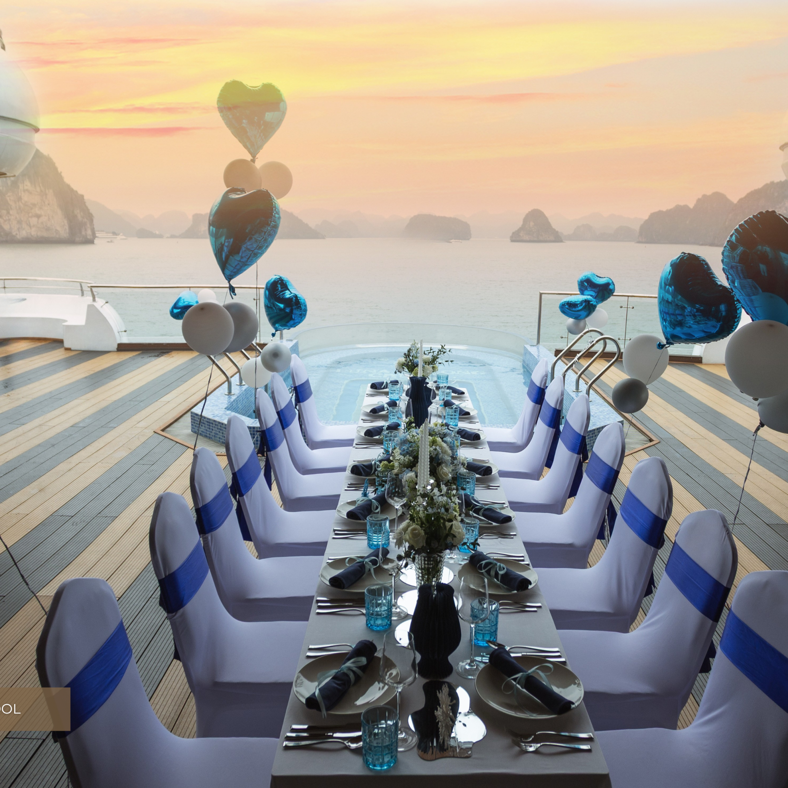 Ha Long Bay Luxury Day Cruise – Luna Ha Long