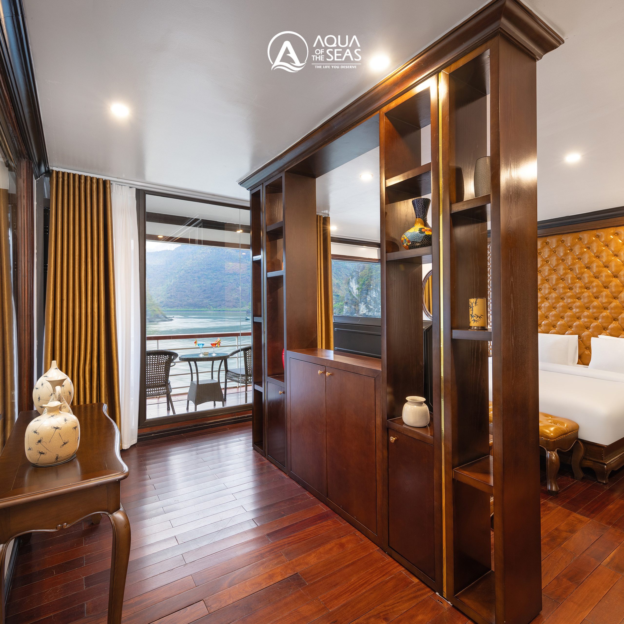 Ha Long Bay Overnight Cruise – Aqua of the Seas