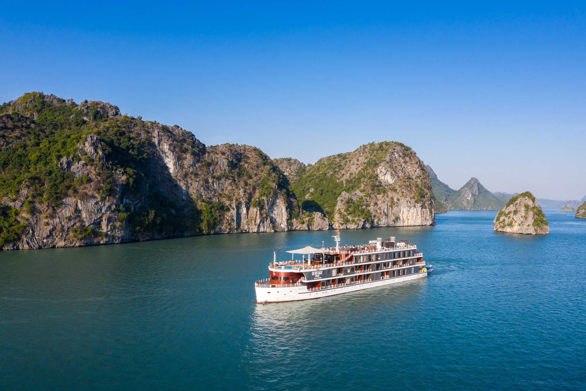 Lan Ha Bay 2 Days 1 Night Cruise – Heritage Cruises