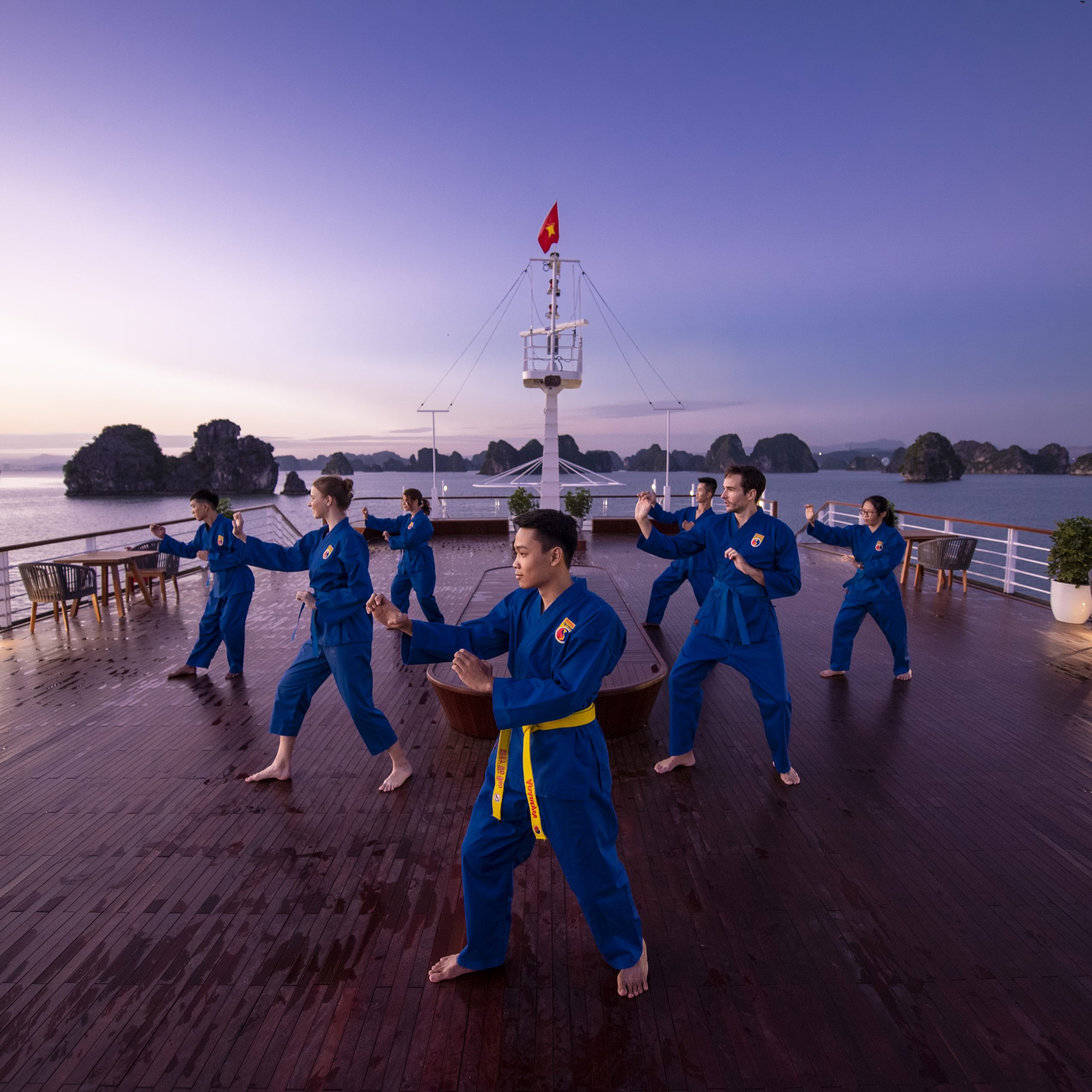 Lan Ha Bay 2 Days 1 Night Cruise – Heritage Cruises