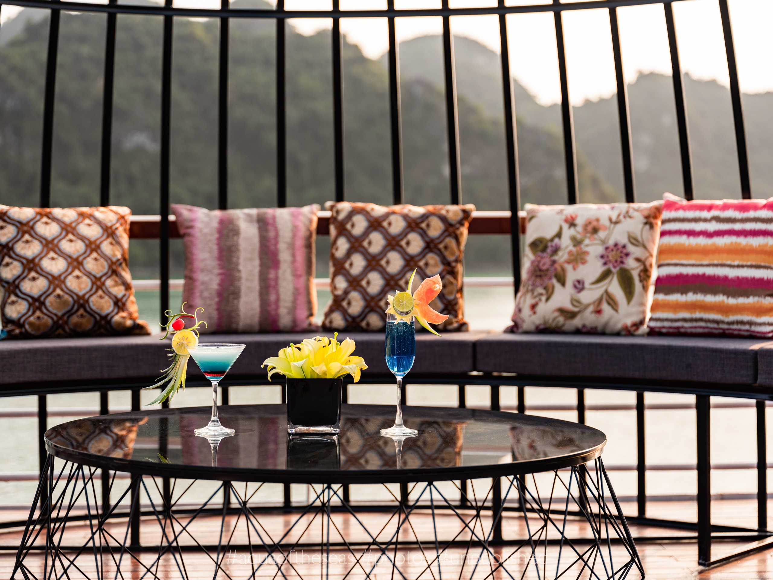 Ha Long Bay Overnight Cruise – Aqua of the Seas