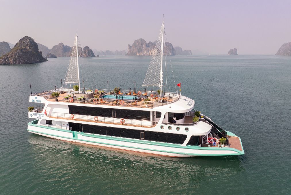 Amethyst Cruise – Ha Long 5-Star Day Cruise