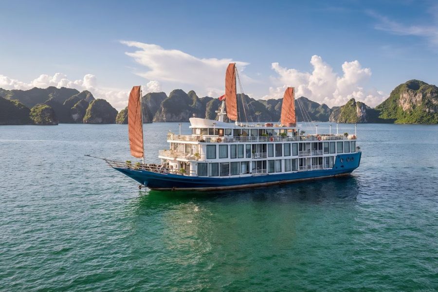 Verdure Lotus Classic Cruise – Lan Ha Bay 2 Days 1 Night