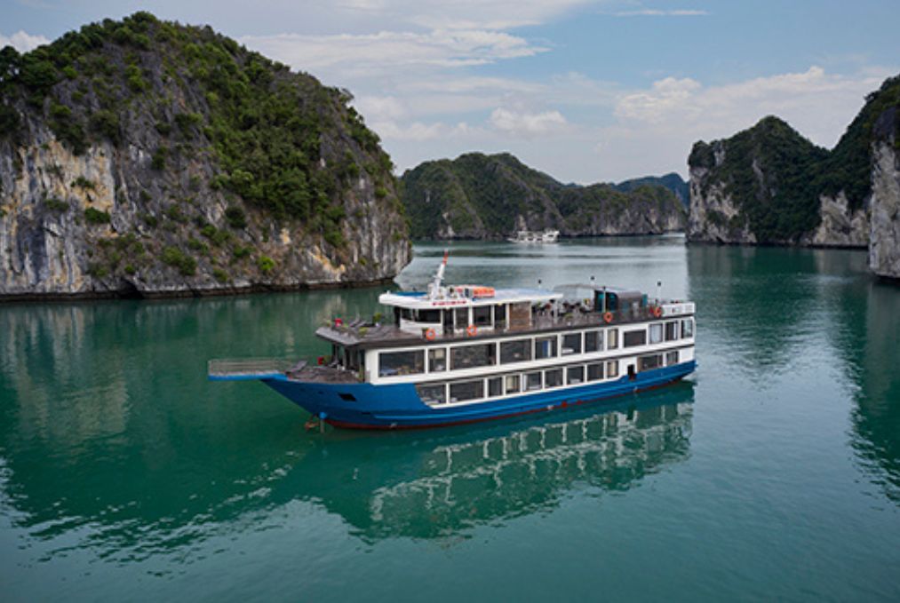 La Pandora Cruise – Ha Long Bay Cruise 2 Days 1 Night