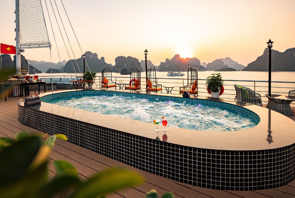 Amethyst Cruise – Ha Long 5-Star Day Cruise