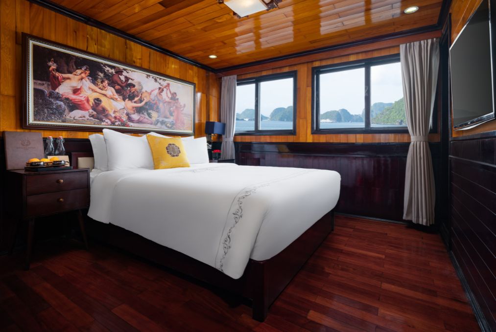 Hera Classic Boutique Cruise – Ha Long Bay 2 Days 1 Night