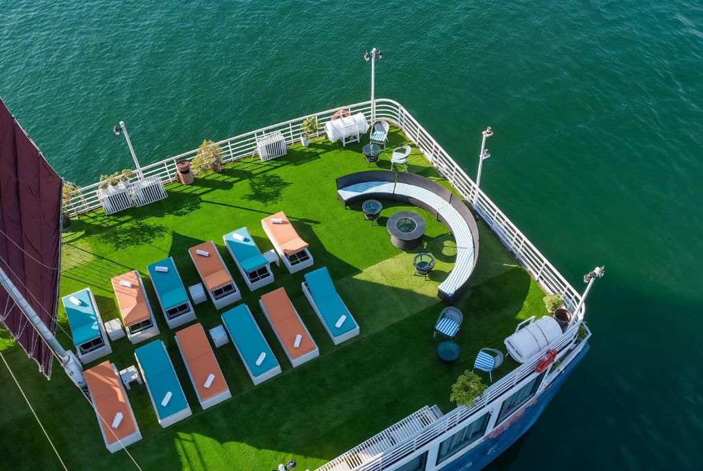 Verdure Lotus Classic Cruise – Lan Ha Bay 2 Days 1 Night