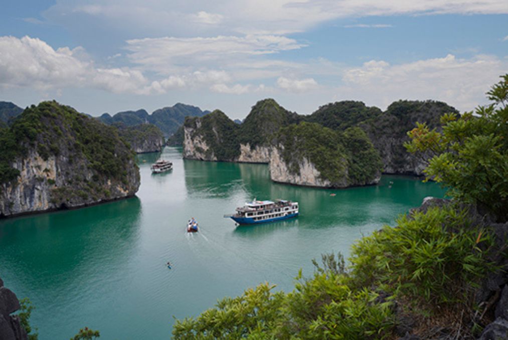 La Pandora Cruise – Ha Long Bay Cruise 2 Days 1 Night