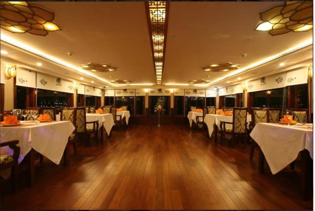 Oriental Sails – Ha Long Bay 2 Days 1 Night Wooden Cruise