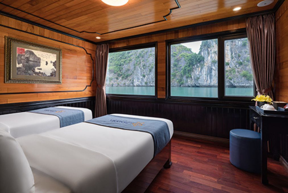 La Pandora Cruise – Ha Long Bay Cruise 2 Days 1 Night