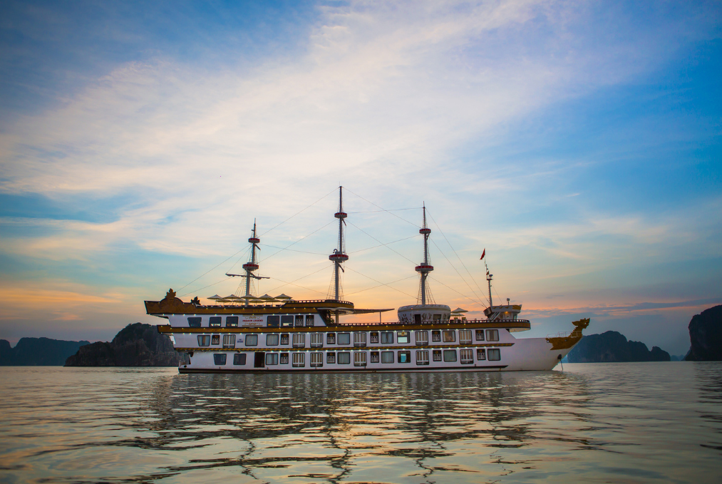 Bai Tu Long Bay Luxury Cruise – Dragon Legend 2 Days 1 Night