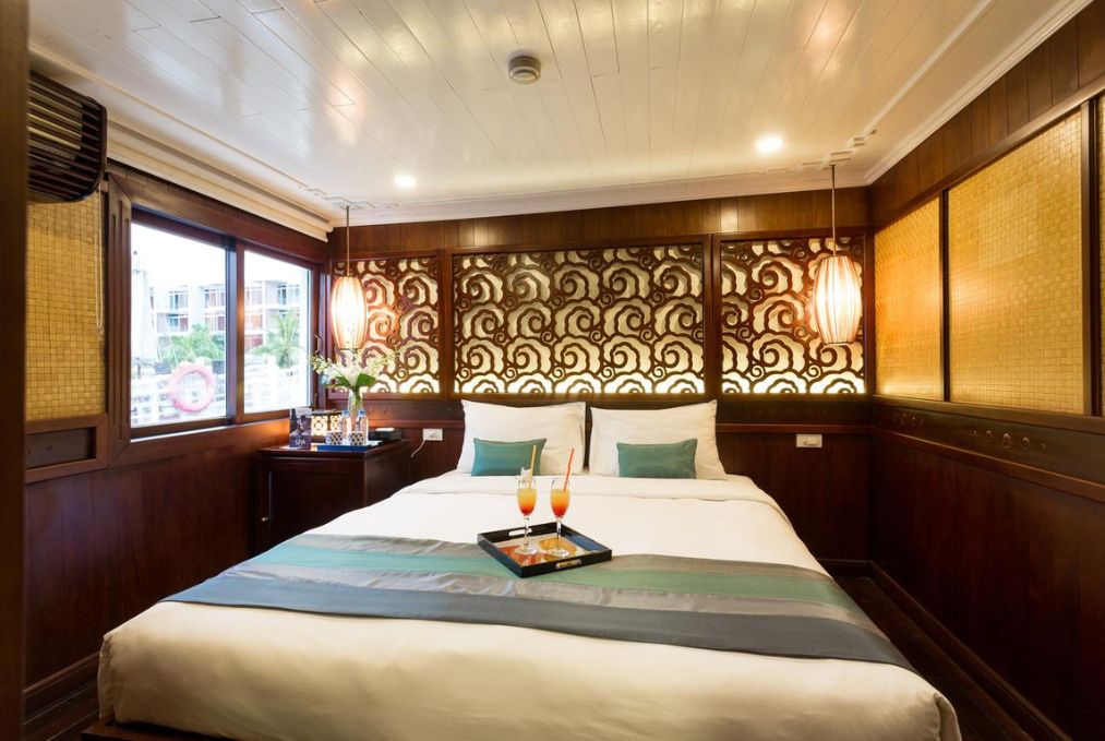 Ha Long Bay 2 Days 1 Night Cruise – Le Journey Premium
