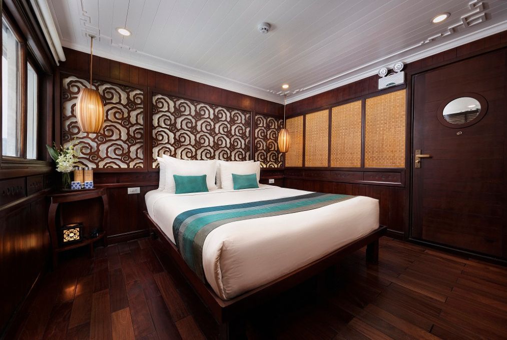 Ha Long Bay 2 Days 1 Night Cruise – Le Journey Premium