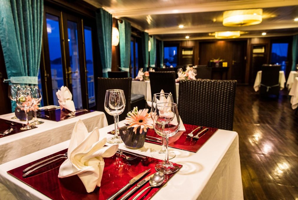 Ha Long Bay 2 Days 1 Night Cruise – Le Journey Premium