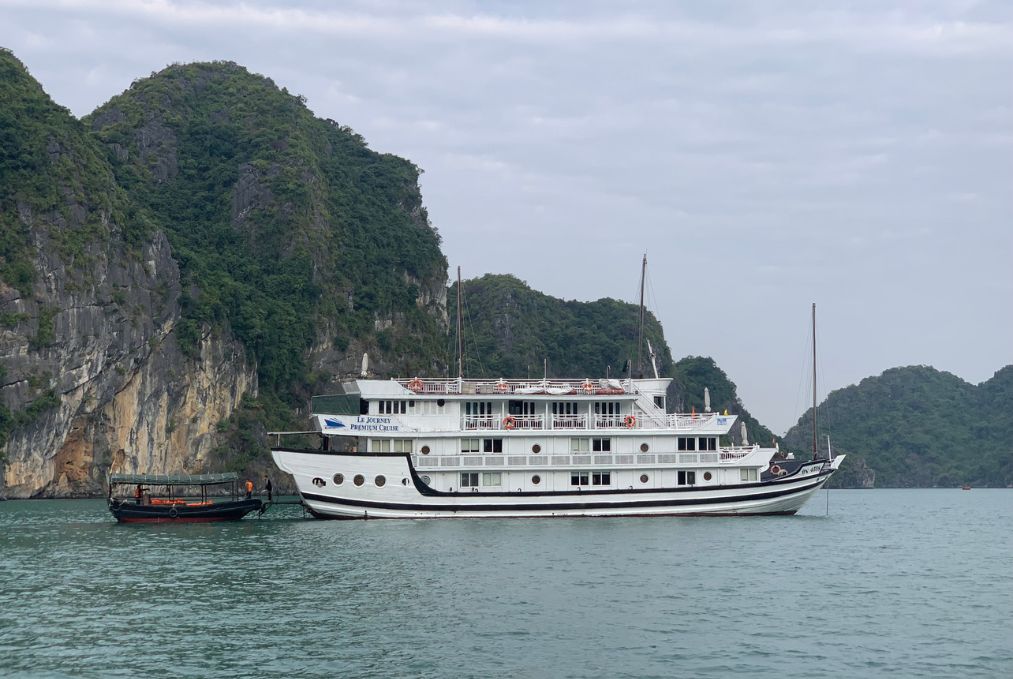 Ha Long Bay 2 Days 1 Night Cruise – Le Journey Premium