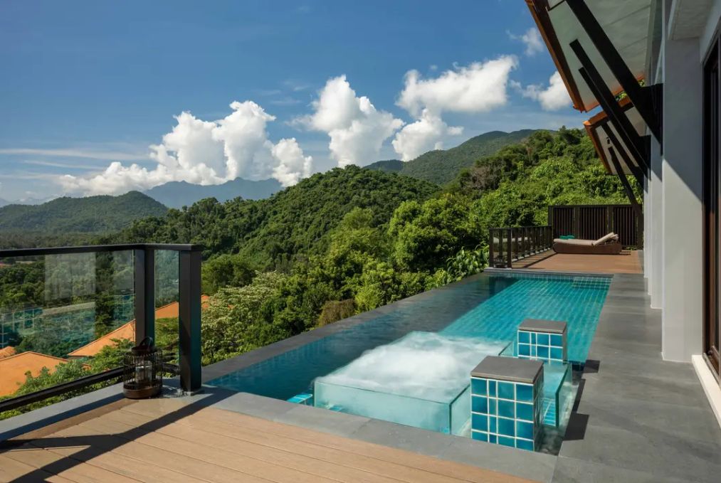 Vietnam Luxury Scenic 10 Days